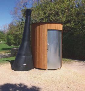 tôlerie toilettes sèches